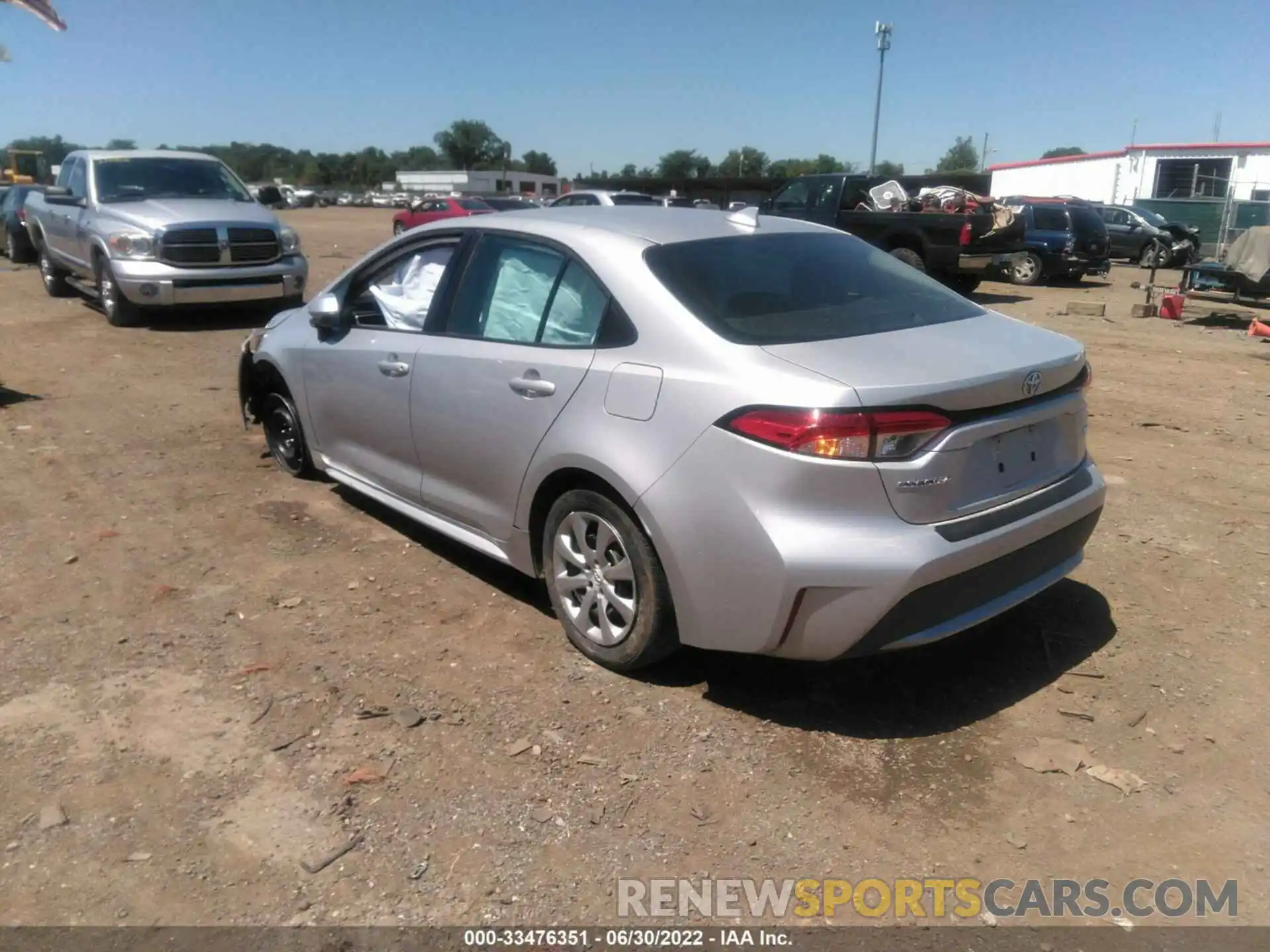 3 Photograph of a damaged car 5YFEPRAE3LP049350 TOYOTA COROLLA 2020