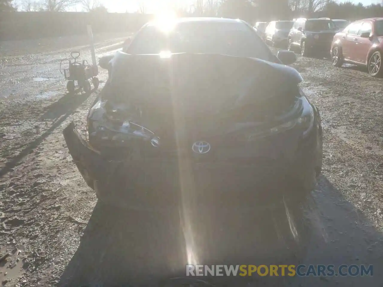 9 Photograph of a damaged car 5YFEPRAE3LP055780 TOYOTA COROLLA 2020