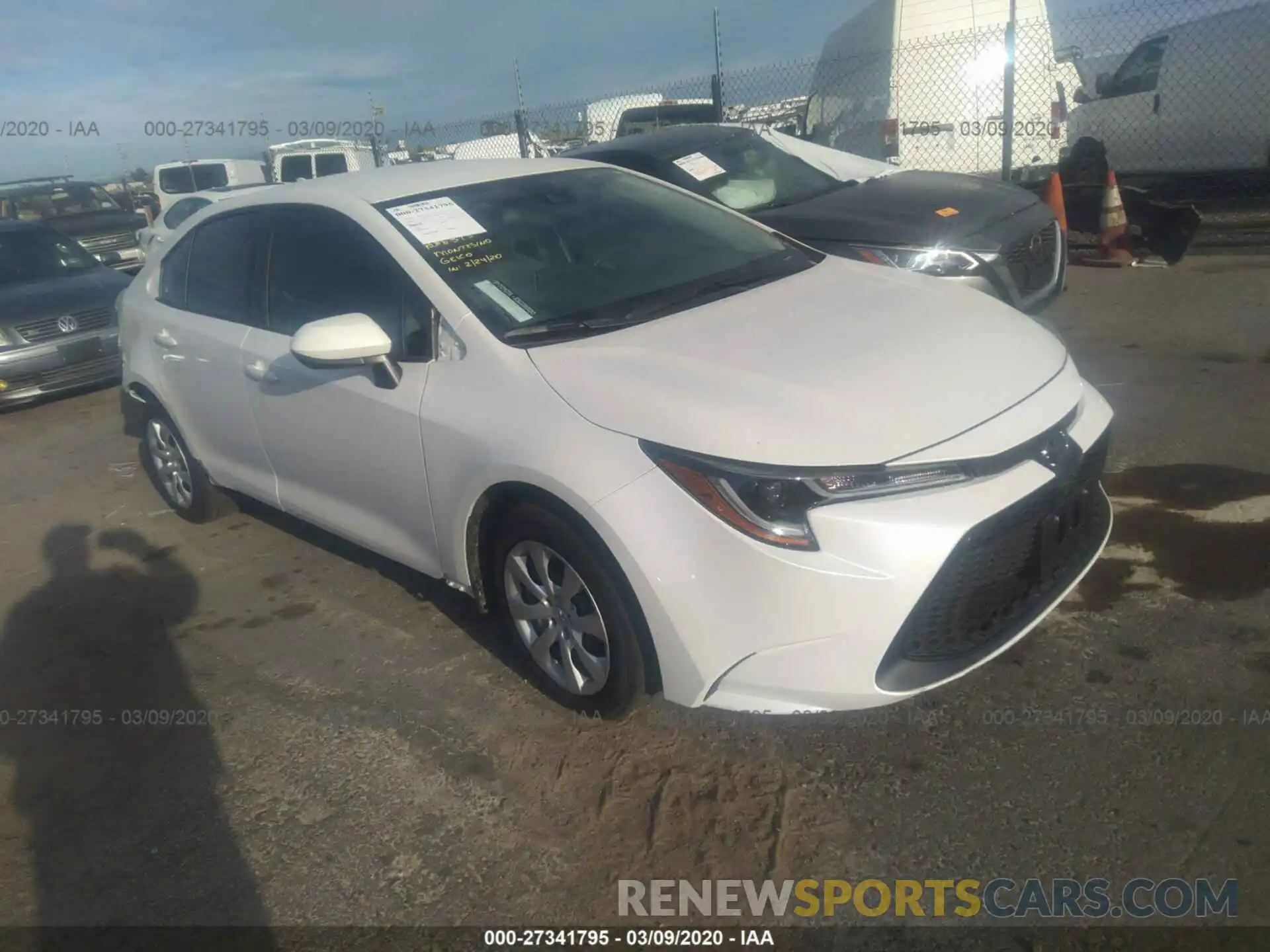 1 Photograph of a damaged car 5YFEPRAE3LP056234 TOYOTA COROLLA 2020