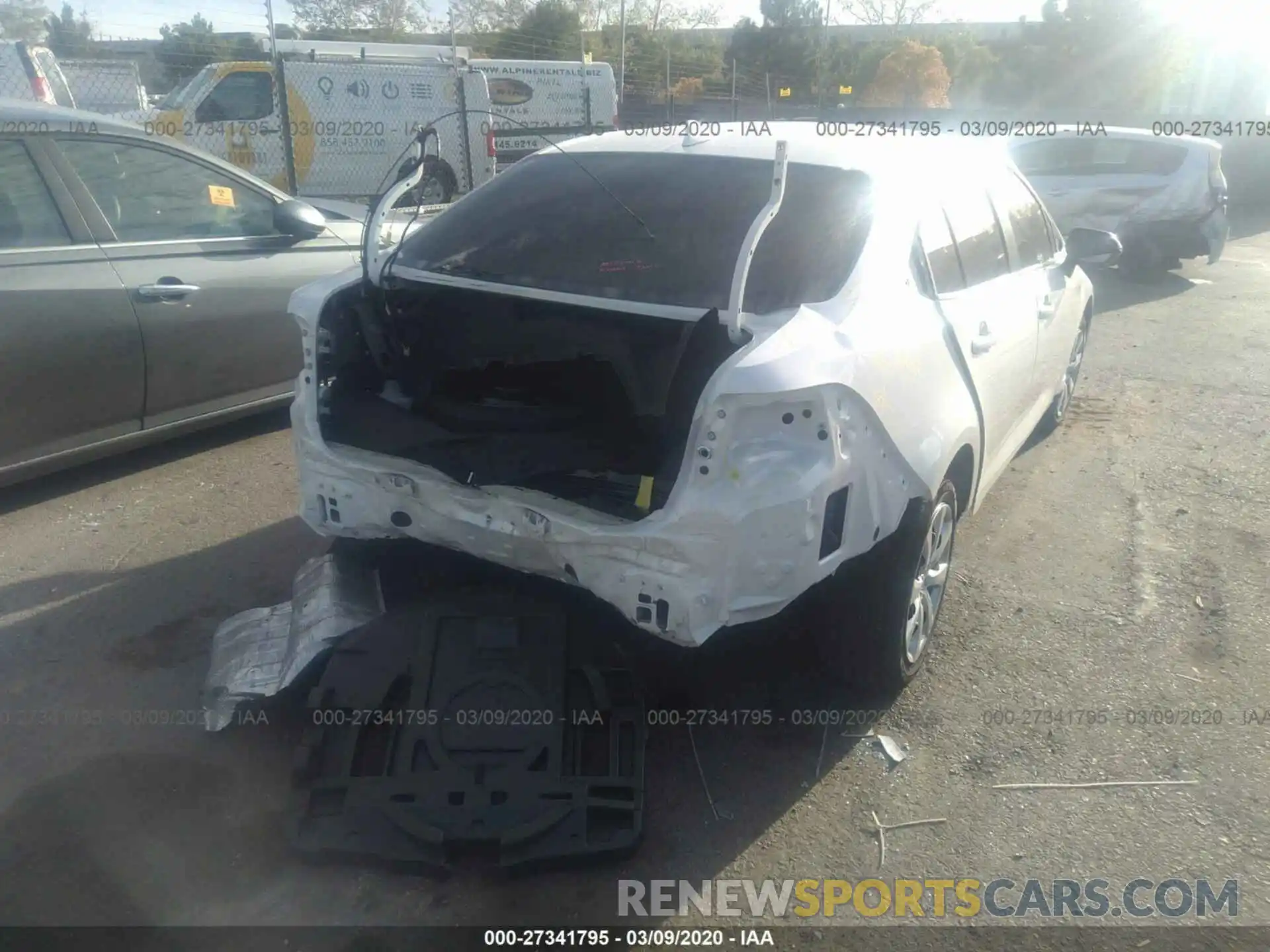 4 Photograph of a damaged car 5YFEPRAE3LP056234 TOYOTA COROLLA 2020