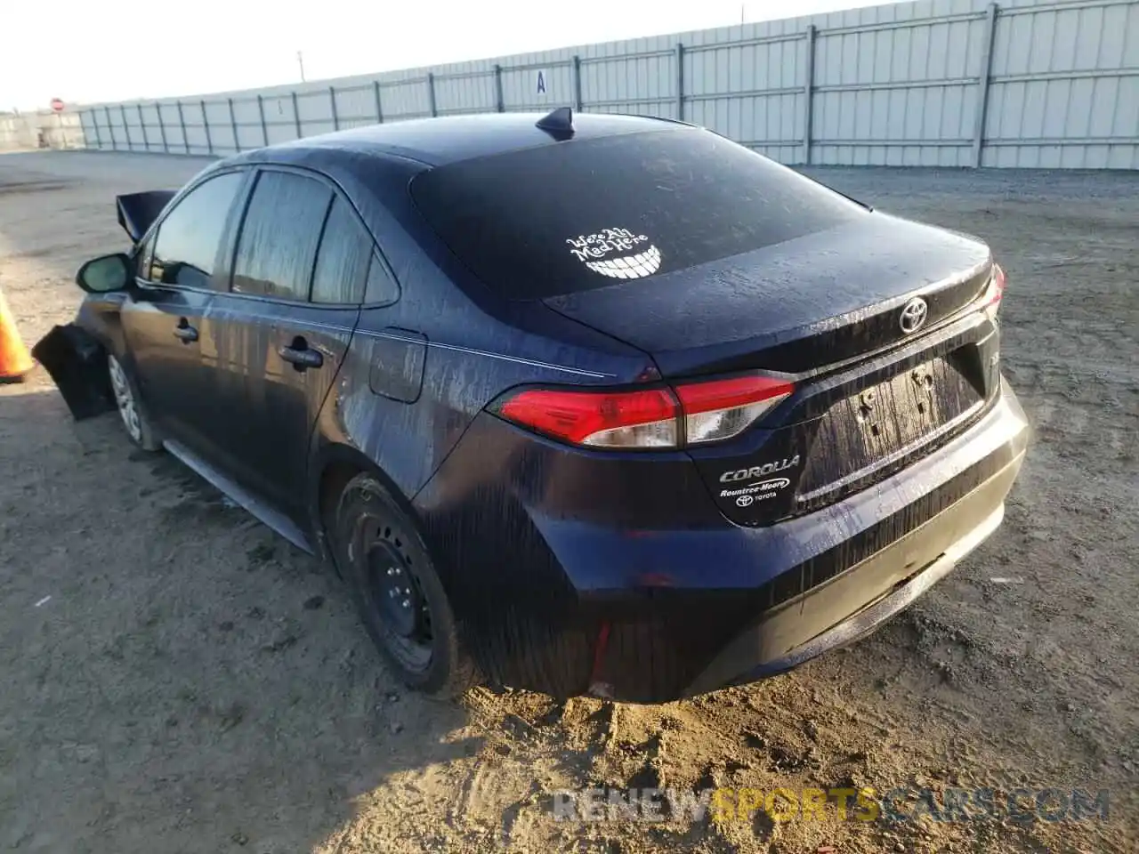 3 Photograph of a damaged car 5YFEPRAE3LP056623 TOYOTA COROLLA 2020