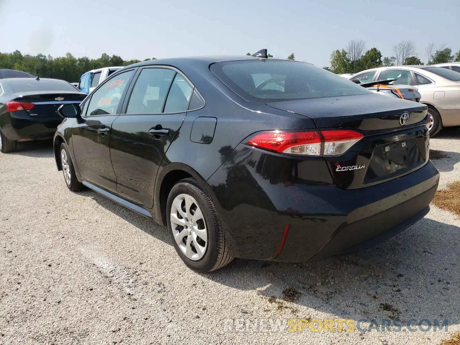 3 Photograph of a damaged car 5YFEPRAE3LP058128 TOYOTA COROLLA 2020