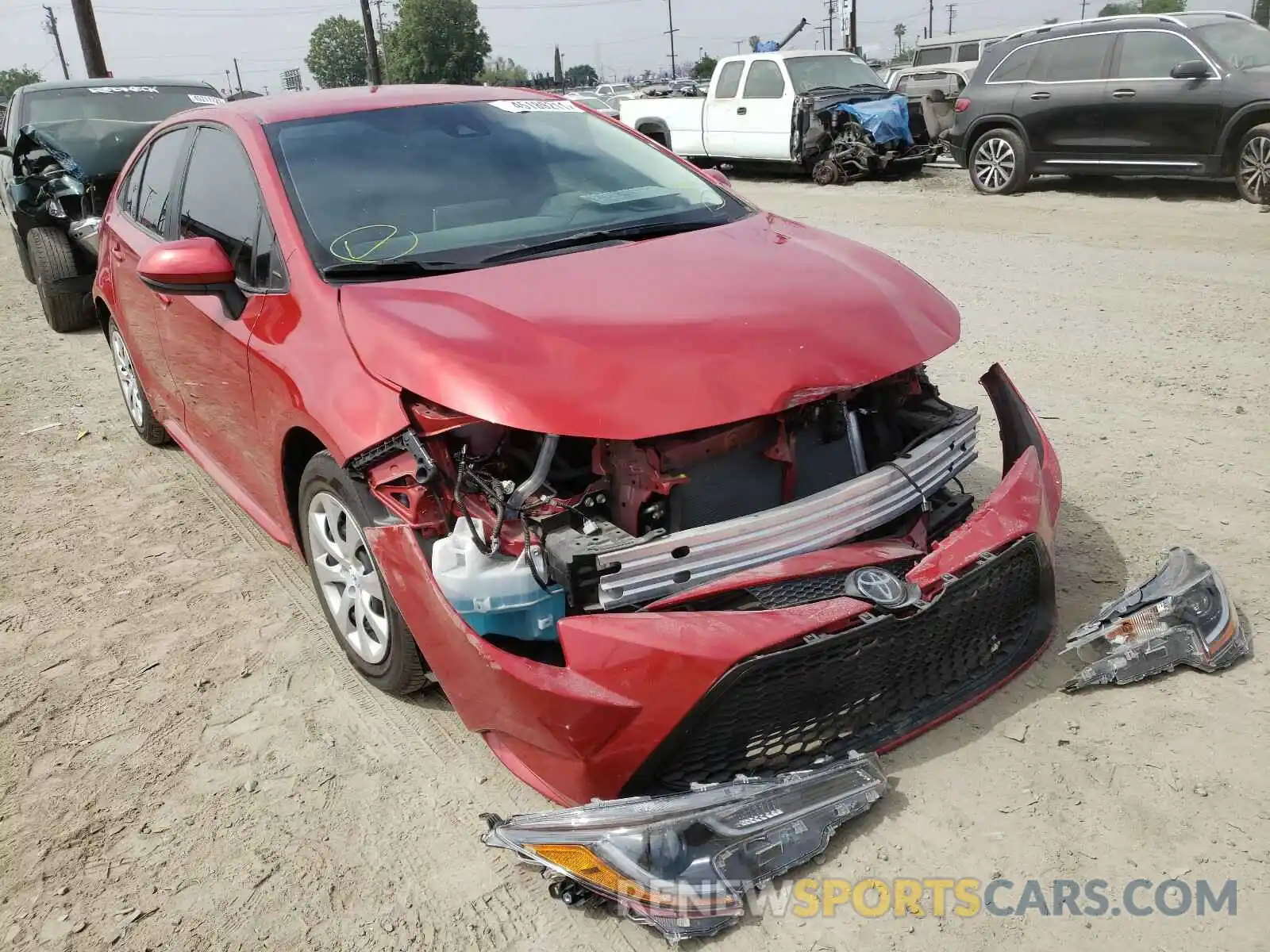 1 Photograph of a damaged car 5YFEPRAE3LP059313 TOYOTA COROLLA 2020