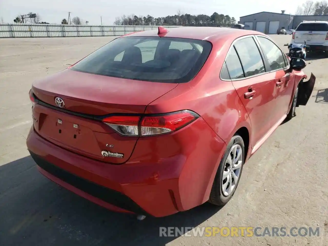 4 Photograph of a damaged car 5YFEPRAE3LP059814 TOYOTA COROLLA 2020