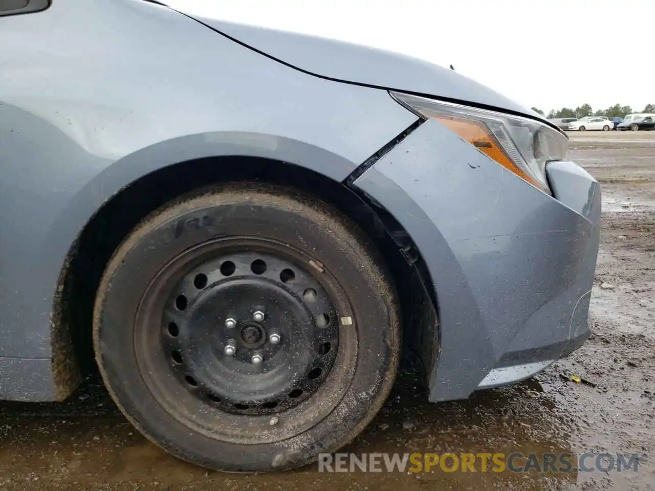 9 Photograph of a damaged car 5YFEPRAE3LP061093 TOYOTA COROLLA 2020