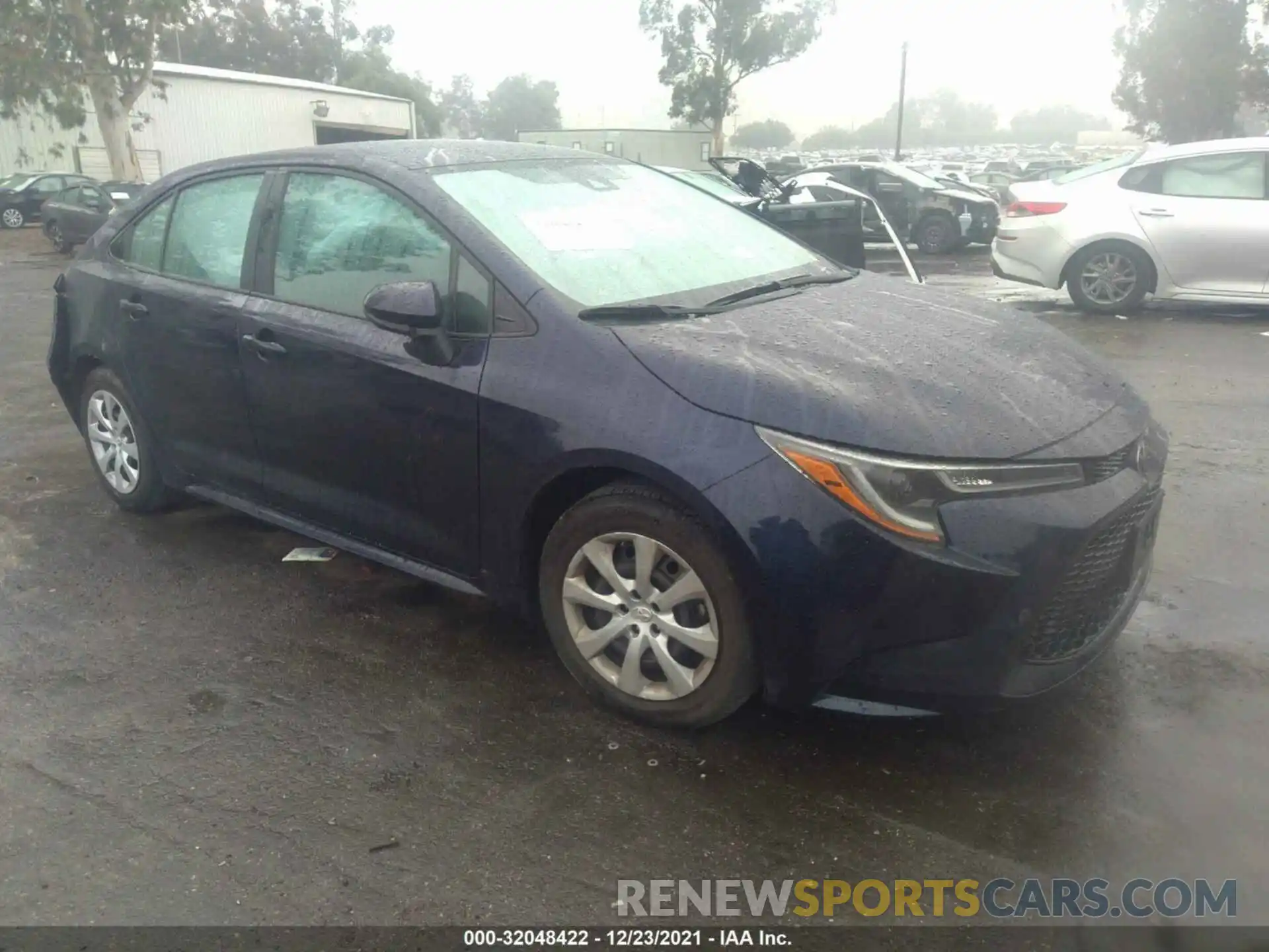 1 Photograph of a damaged car 5YFEPRAE3LP061742 TOYOTA COROLLA 2020