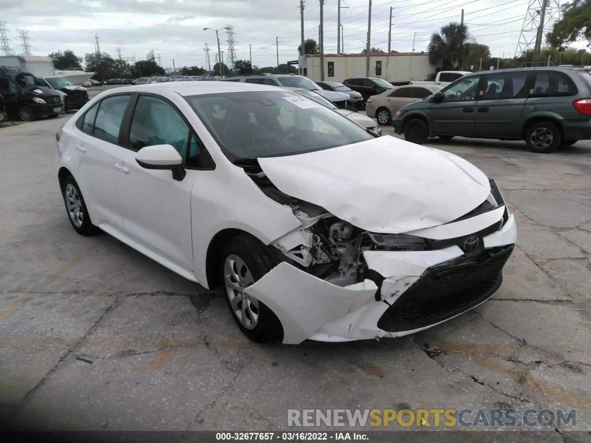 1 Photograph of a damaged car 5YFEPRAE3LP062521 TOYOTA COROLLA 2020