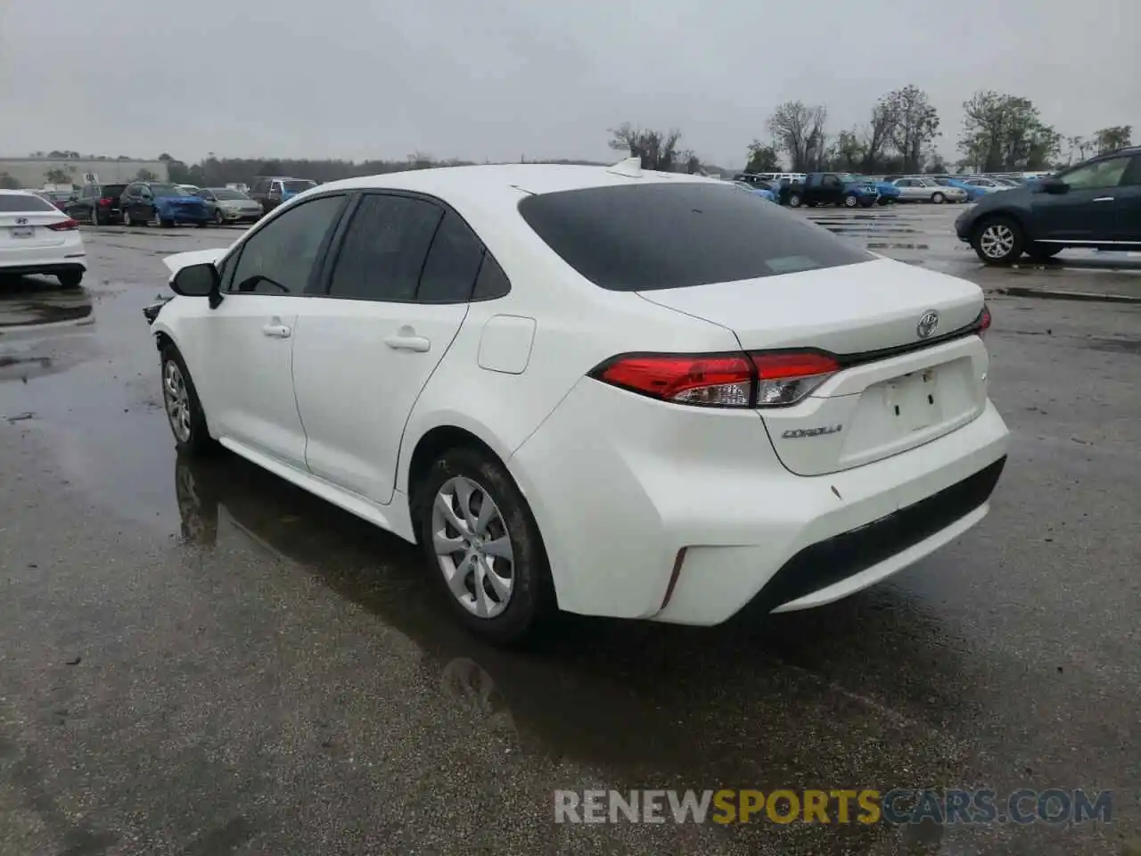 3 Photograph of a damaged car 5YFEPRAE3LP063099 TOYOTA COROLLA 2020