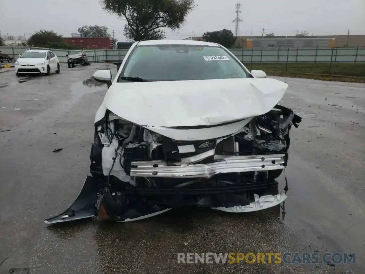 9 Photograph of a damaged car 5YFEPRAE3LP063099 TOYOTA COROLLA 2020