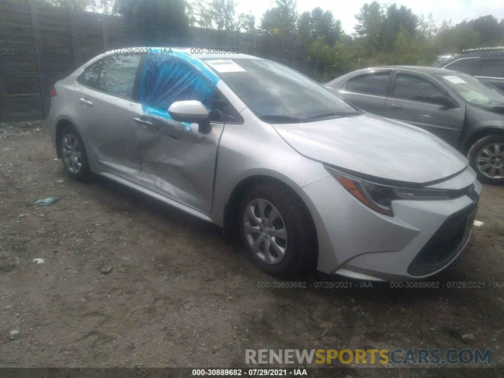 1 Photograph of a damaged car 5YFEPRAE3LP063863 TOYOTA COROLLA 2020