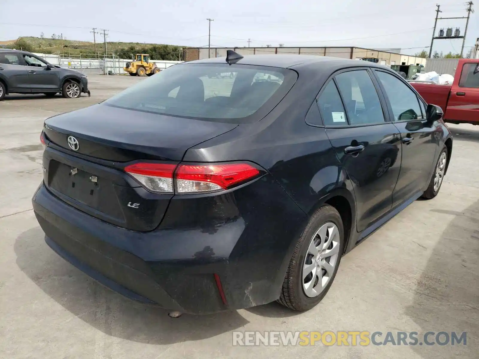 4 Photograph of a damaged car 5YFEPRAE3LP064589 TOYOTA COROLLA 2020