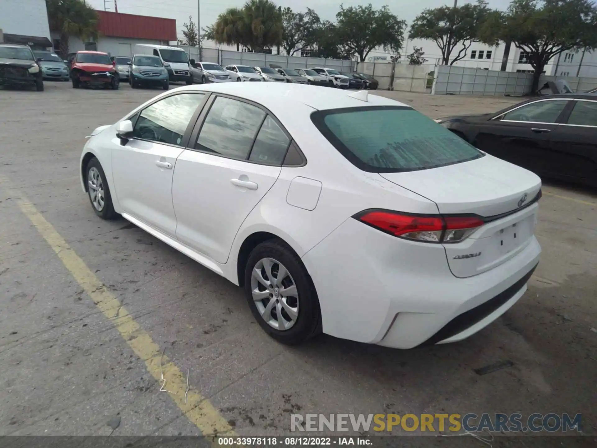 3 Photograph of a damaged car 5YFEPRAE3LP067556 TOYOTA COROLLA 2020