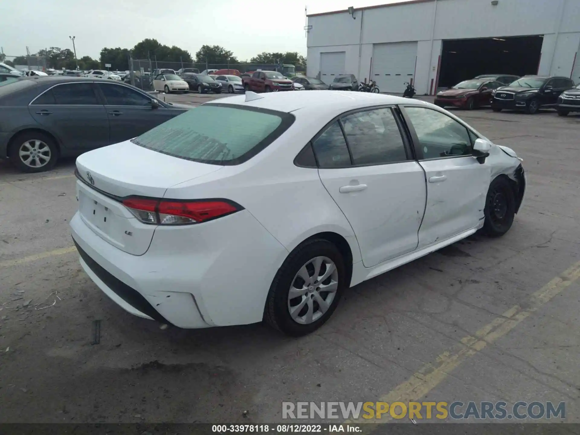 4 Photograph of a damaged car 5YFEPRAE3LP067556 TOYOTA COROLLA 2020