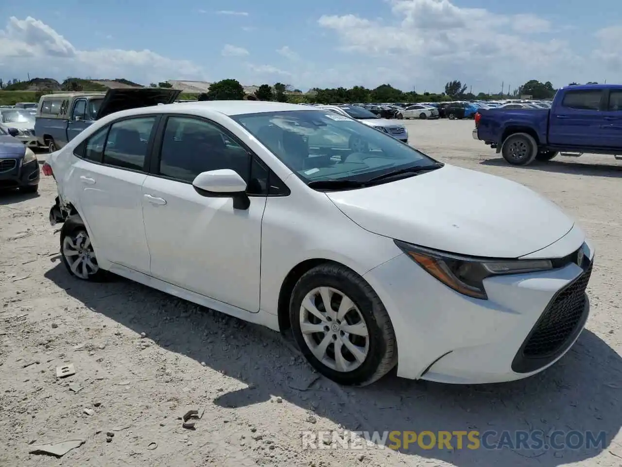 4 Photograph of a damaged car 5YFEPRAE3LP068612 TOYOTA COROLLA 2020