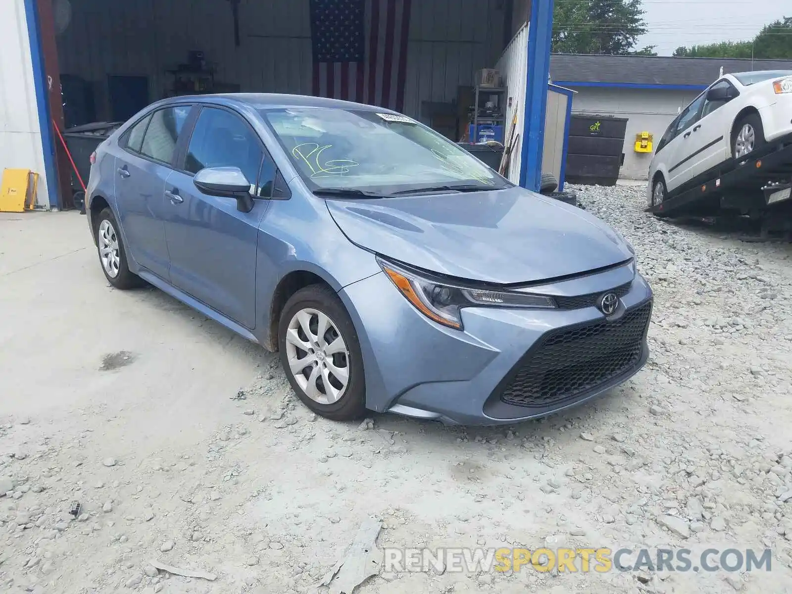 1 Photograph of a damaged car 5YFEPRAE3LP068870 TOYOTA COROLLA 2020