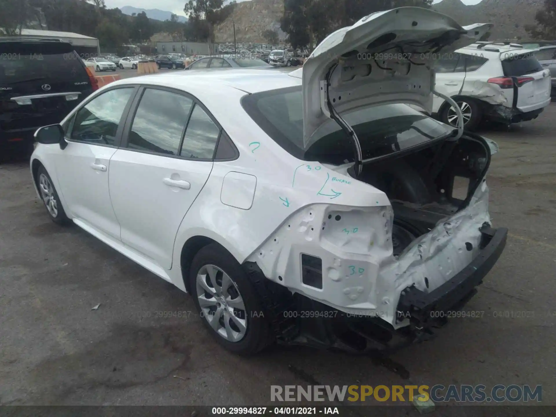 3 Photograph of a damaged car 5YFEPRAE3LP070084 TOYOTA COROLLA 2020