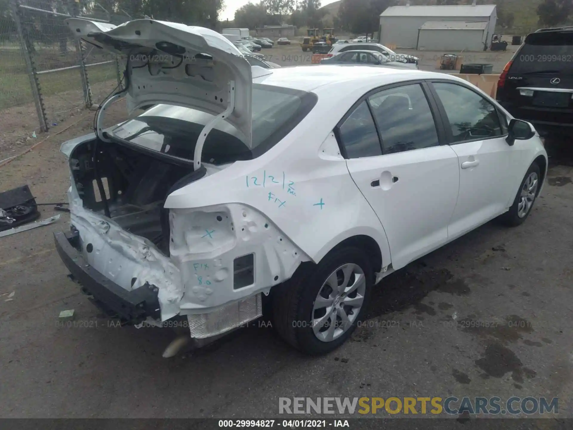 4 Фотография поврежденного автомобиля 5YFEPRAE3LP070084 TOYOTA COROLLA 2020