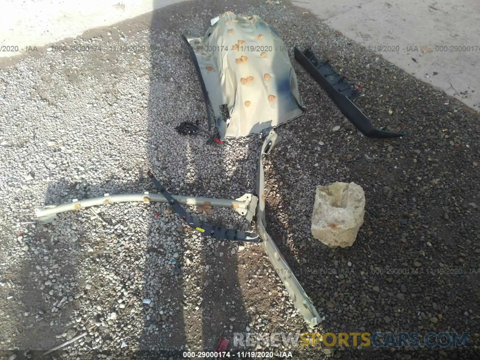 12 Photograph of a damaged car 5YFEPRAE3LP070120 TOYOTA COROLLA 2020