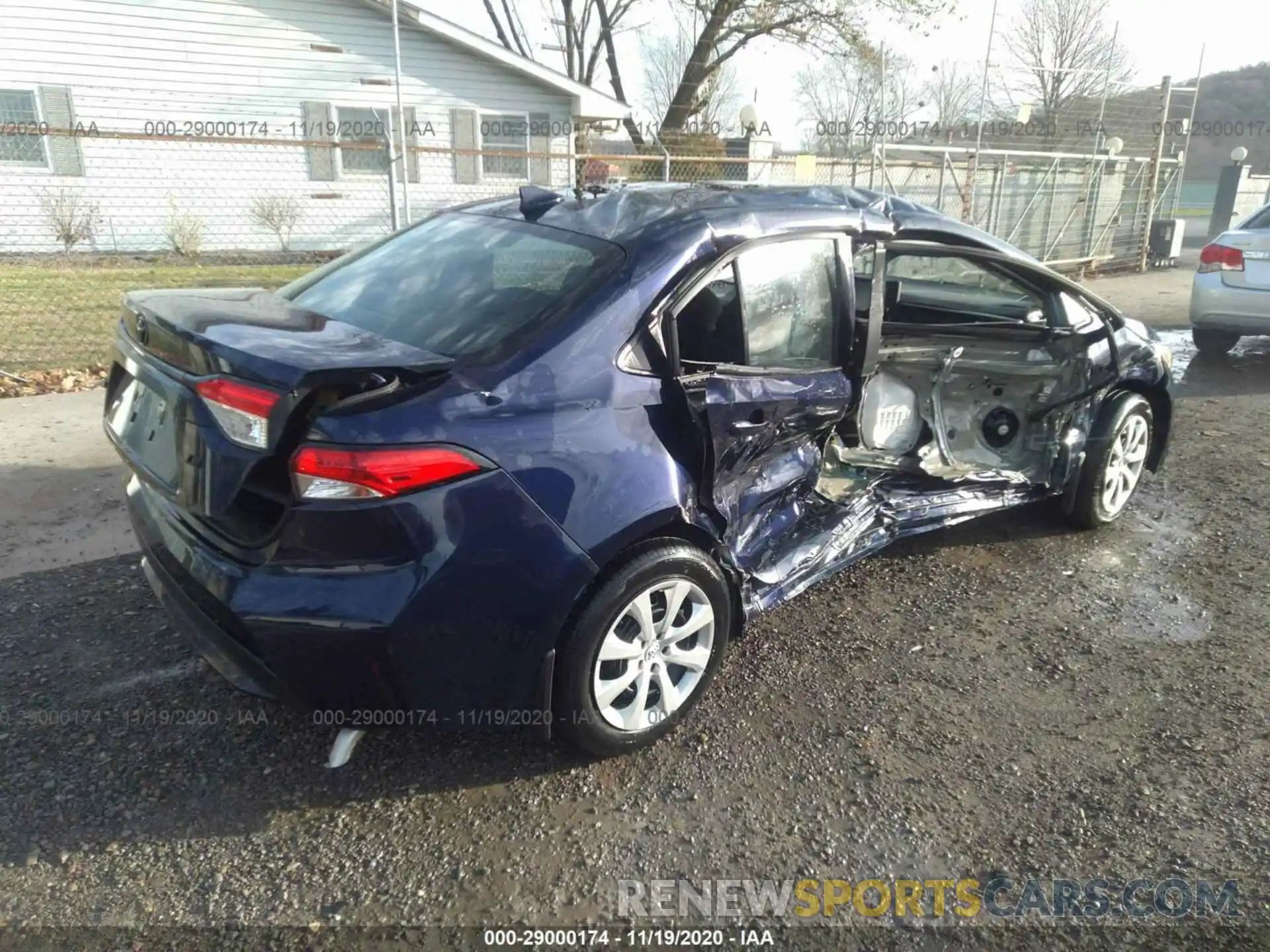 4 Photograph of a damaged car 5YFEPRAE3LP070120 TOYOTA COROLLA 2020