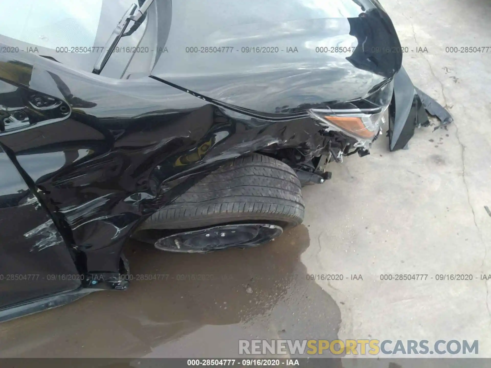 6 Photograph of a damaged car 5YFEPRAE3LP070859 TOYOTA COROLLA 2020