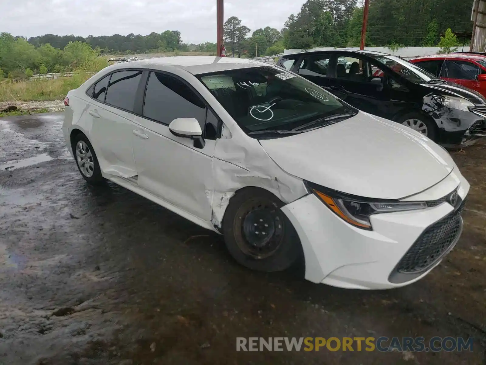 1 Photograph of a damaged car 5YFEPRAE3LP071672 TOYOTA COROLLA 2020