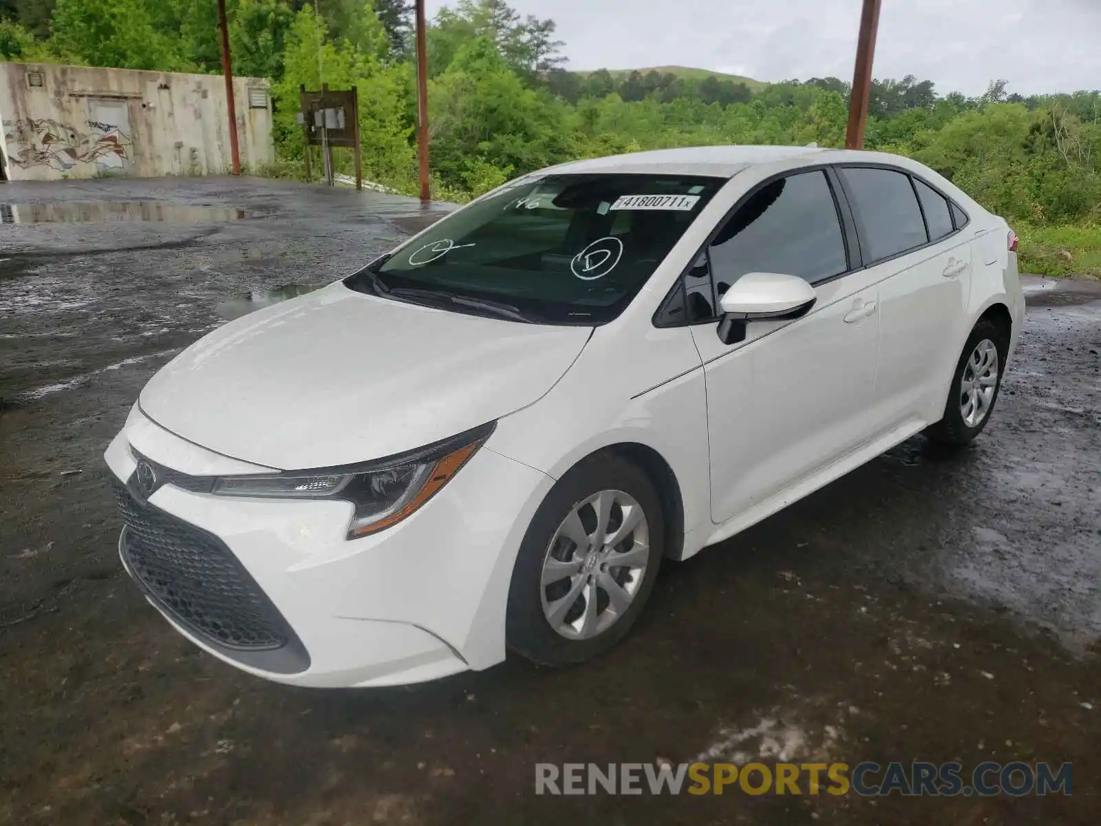 2 Photograph of a damaged car 5YFEPRAE3LP071672 TOYOTA COROLLA 2020