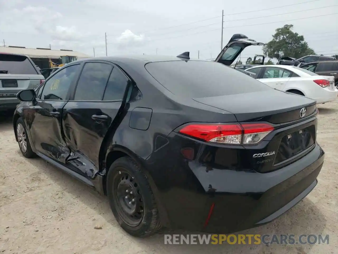 3 Photograph of a damaged car 5YFEPRAE3LP071851 TOYOTA COROLLA 2020