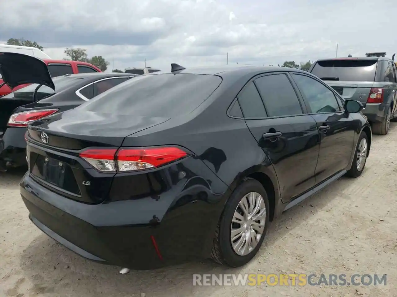 4 Photograph of a damaged car 5YFEPRAE3LP071851 TOYOTA COROLLA 2020