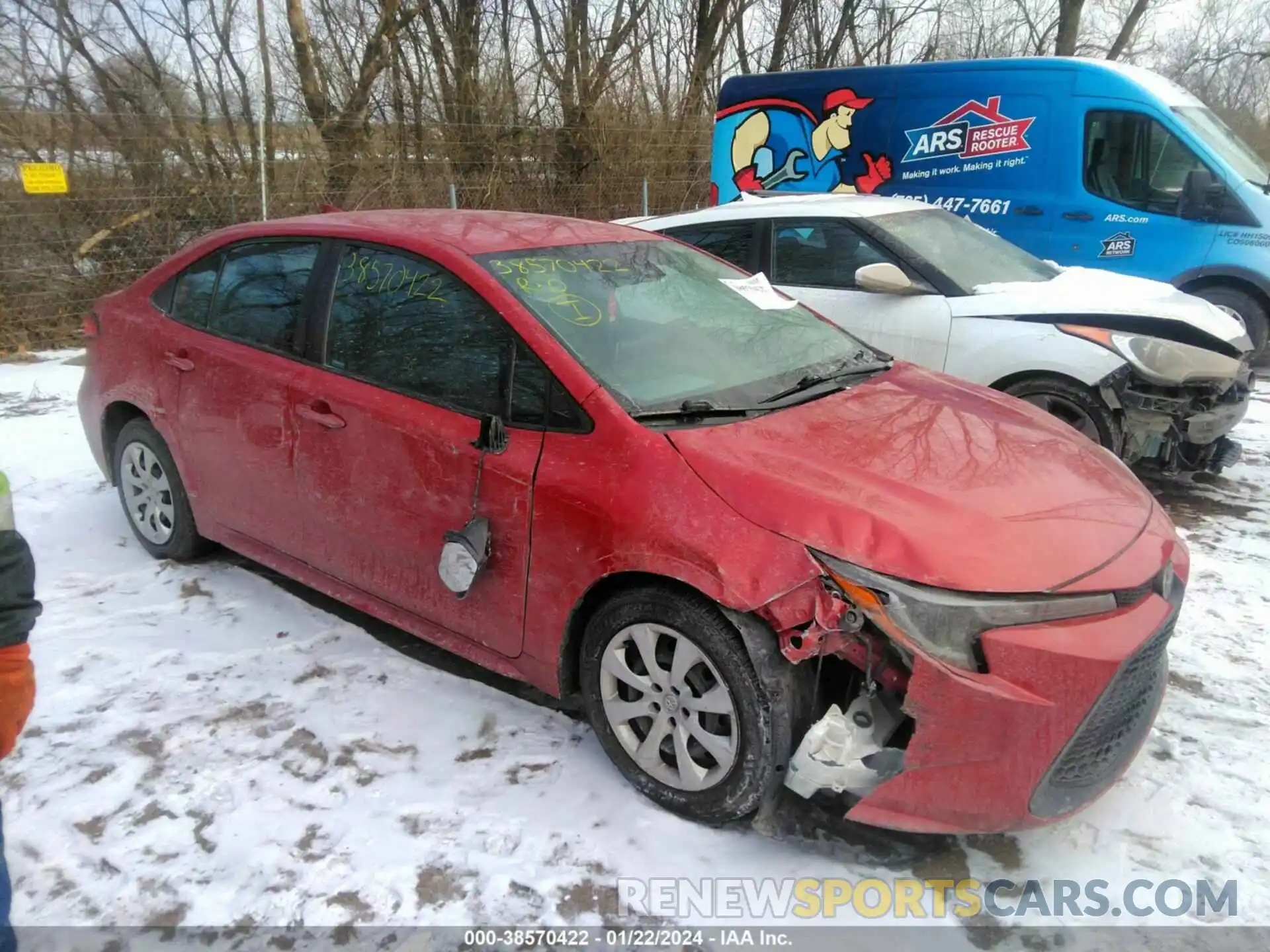 1 Photograph of a damaged car 5YFEPRAE3LP072045 TOYOTA COROLLA 2020