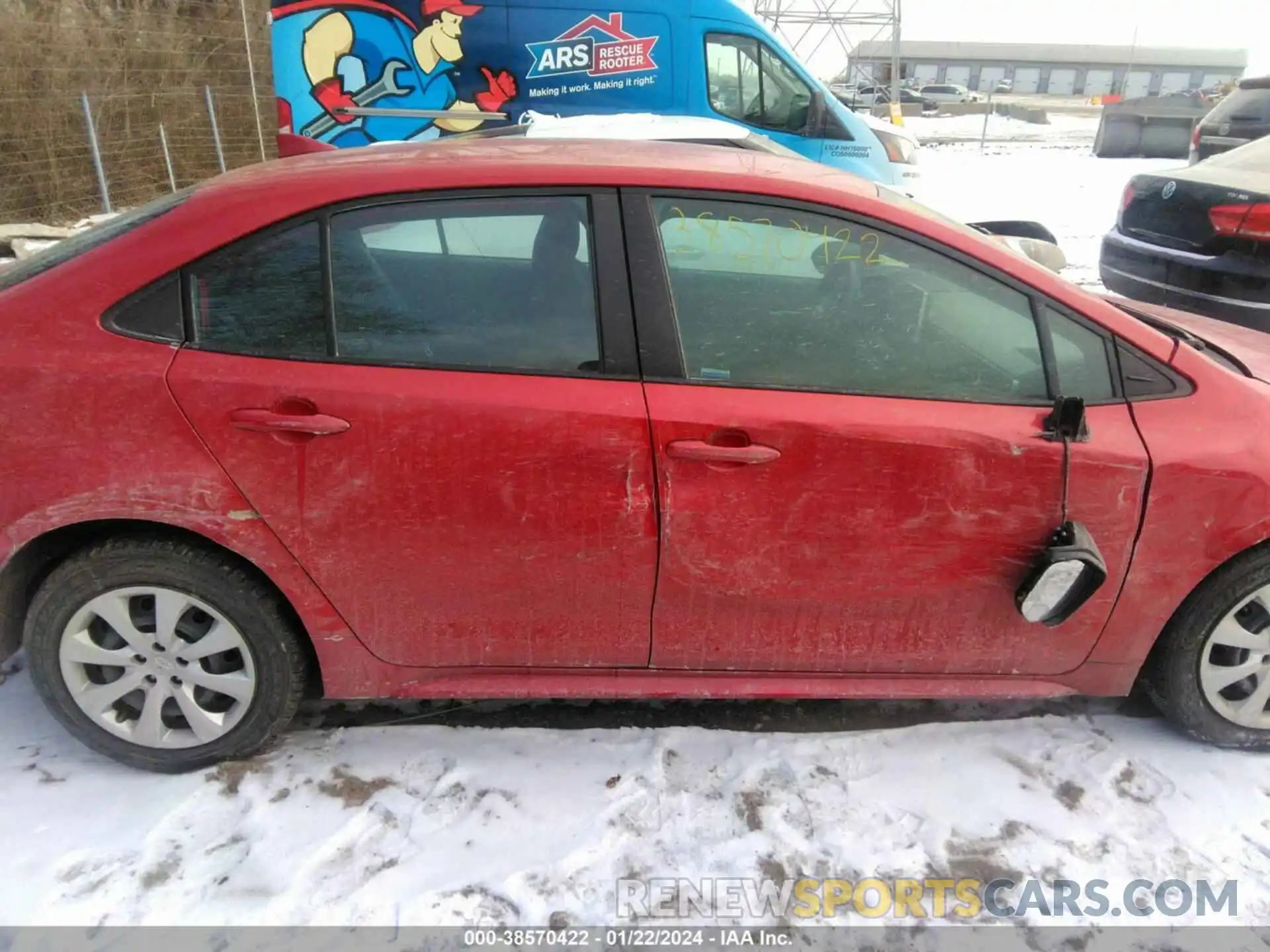 13 Photograph of a damaged car 5YFEPRAE3LP072045 TOYOTA COROLLA 2020