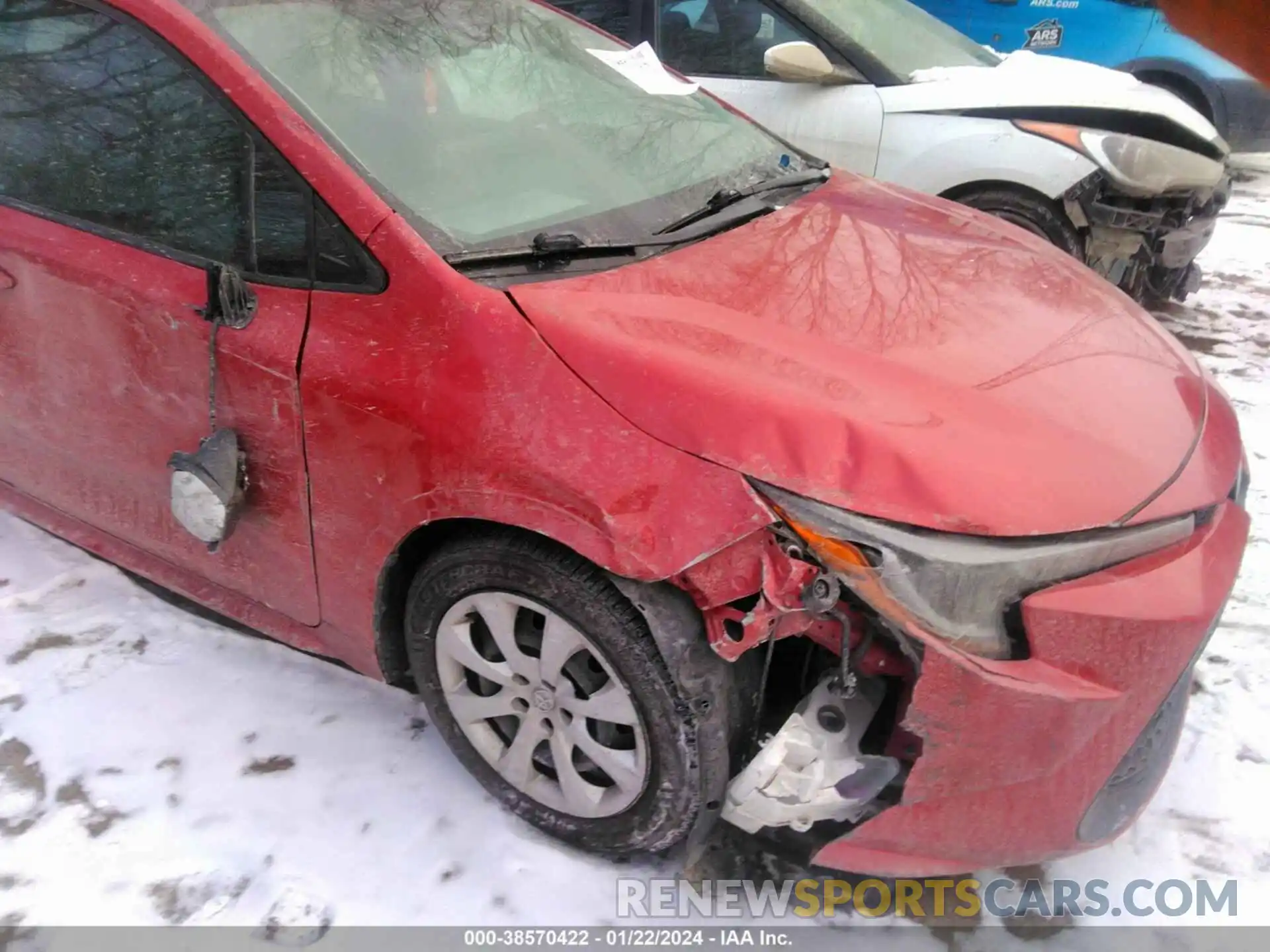 6 Photograph of a damaged car 5YFEPRAE3LP072045 TOYOTA COROLLA 2020