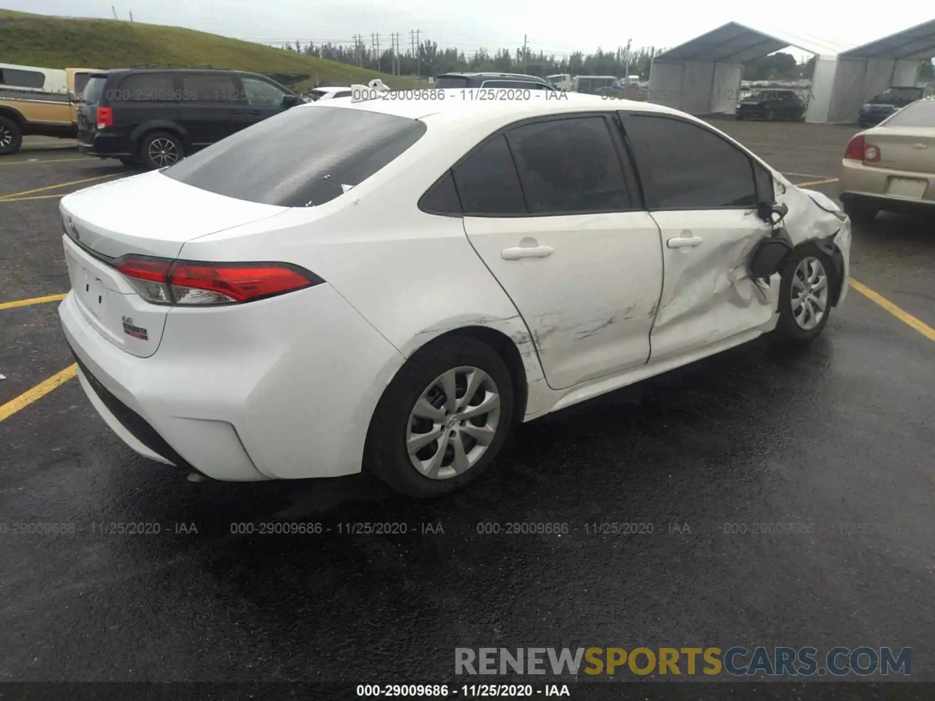 4 Photograph of a damaged car 5YFEPRAE3LP072241 TOYOTA COROLLA 2020