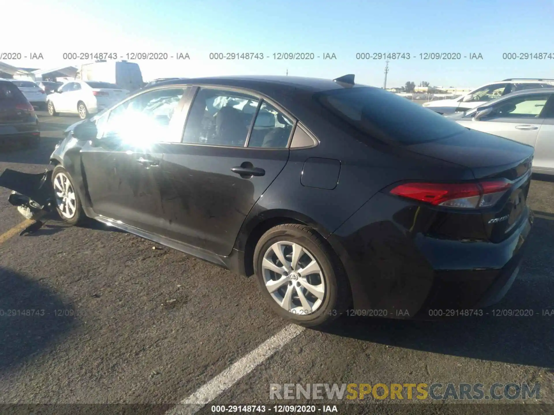 3 Photograph of a damaged car 5YFEPRAE3LP073034 TOYOTA COROLLA 2020