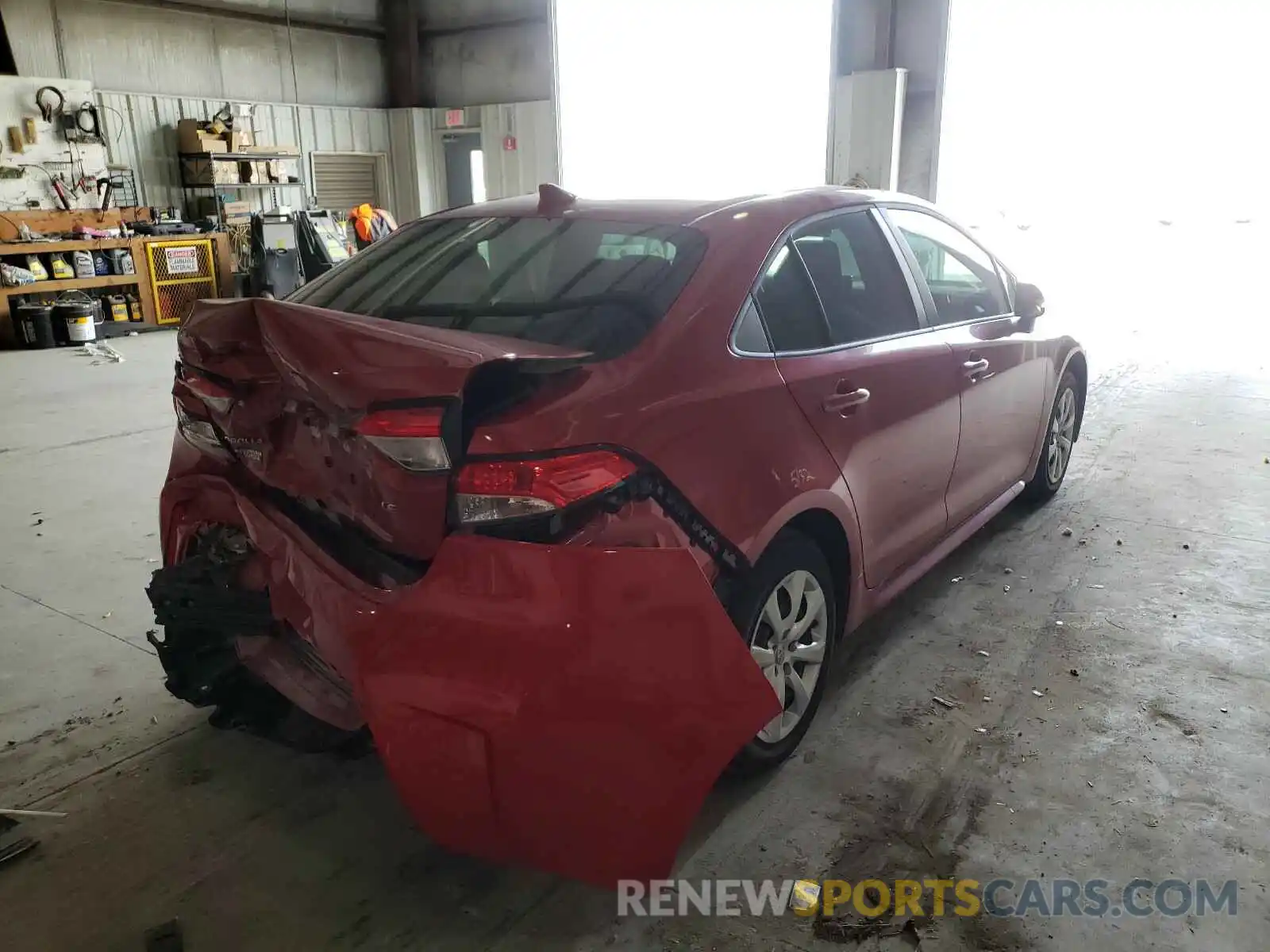 4 Photograph of a damaged car 5YFEPRAE3LP073051 TOYOTA COROLLA 2020