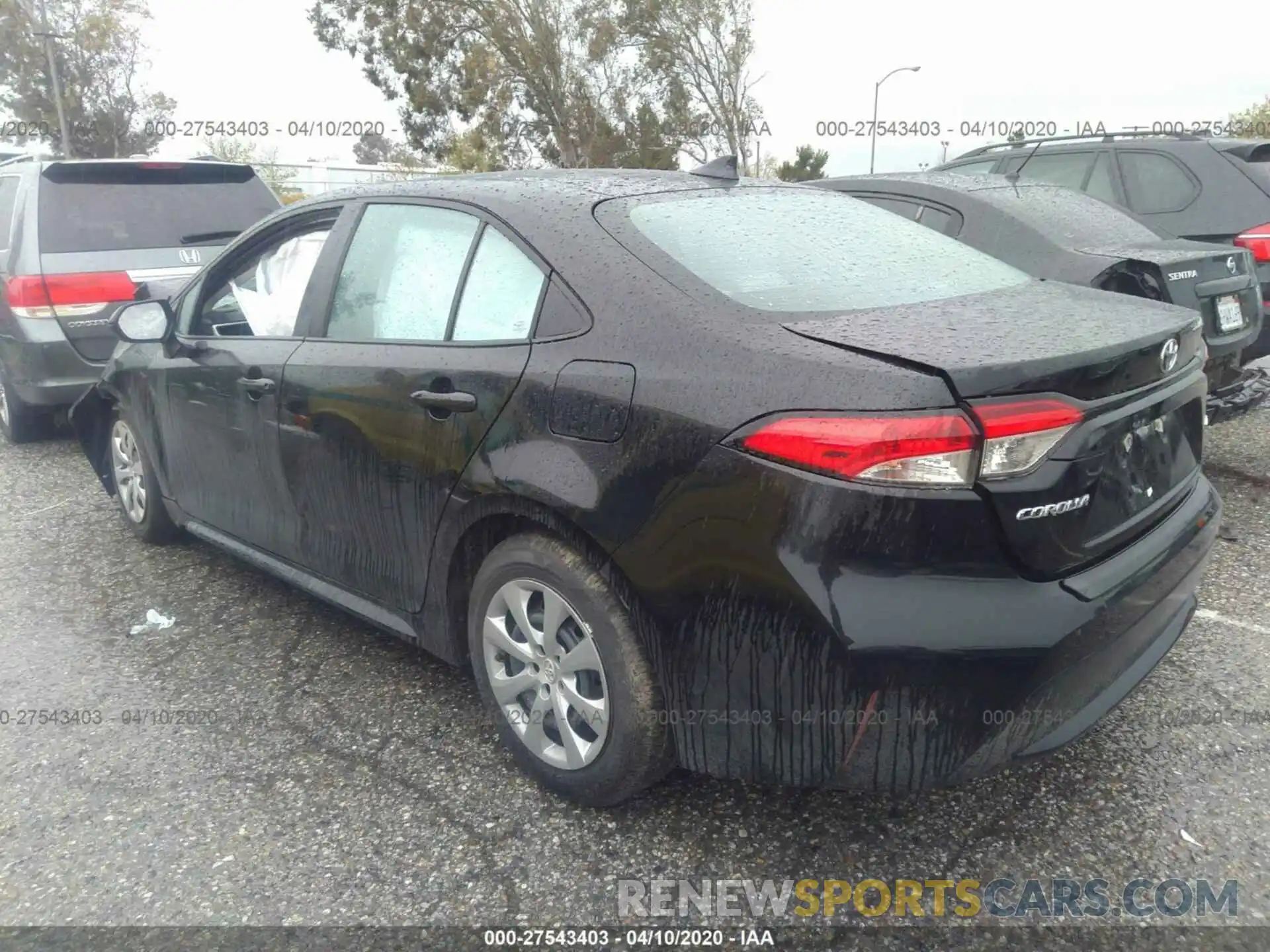 3 Photograph of a damaged car 5YFEPRAE3LP073258 TOYOTA COROLLA 2020