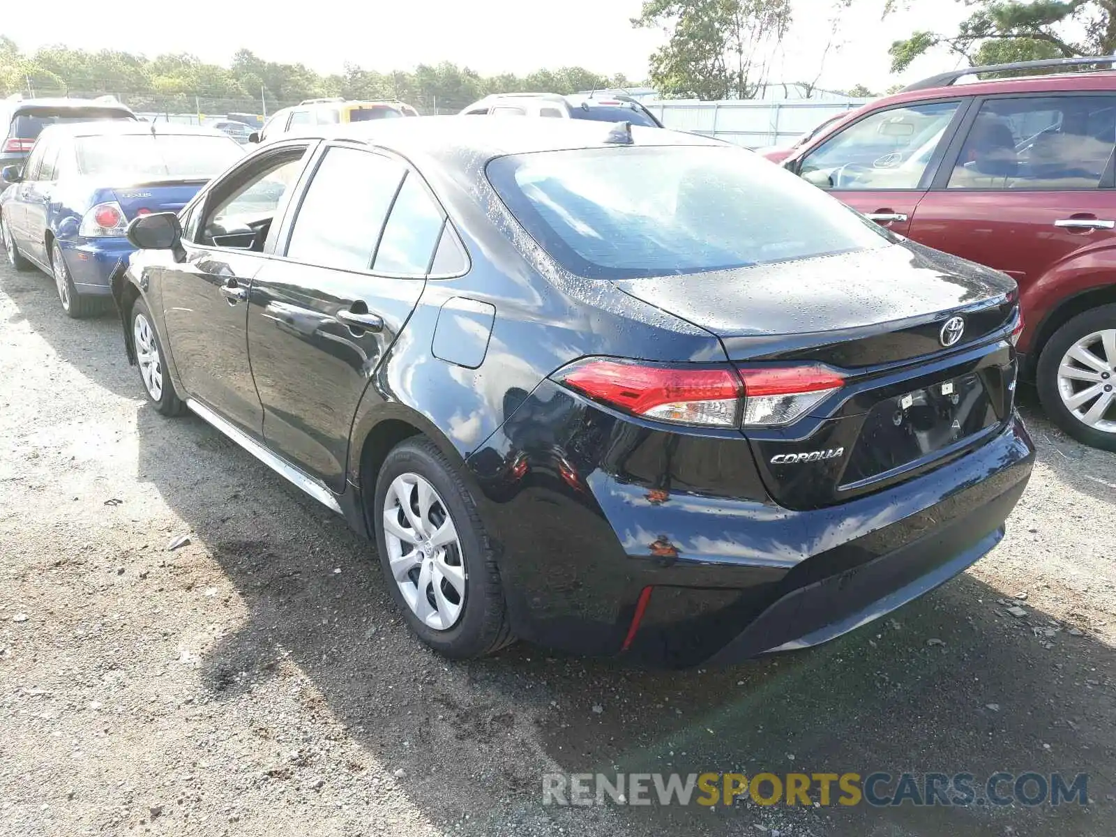 3 Photograph of a damaged car 5YFEPRAE3LP073776 TOYOTA COROLLA 2020