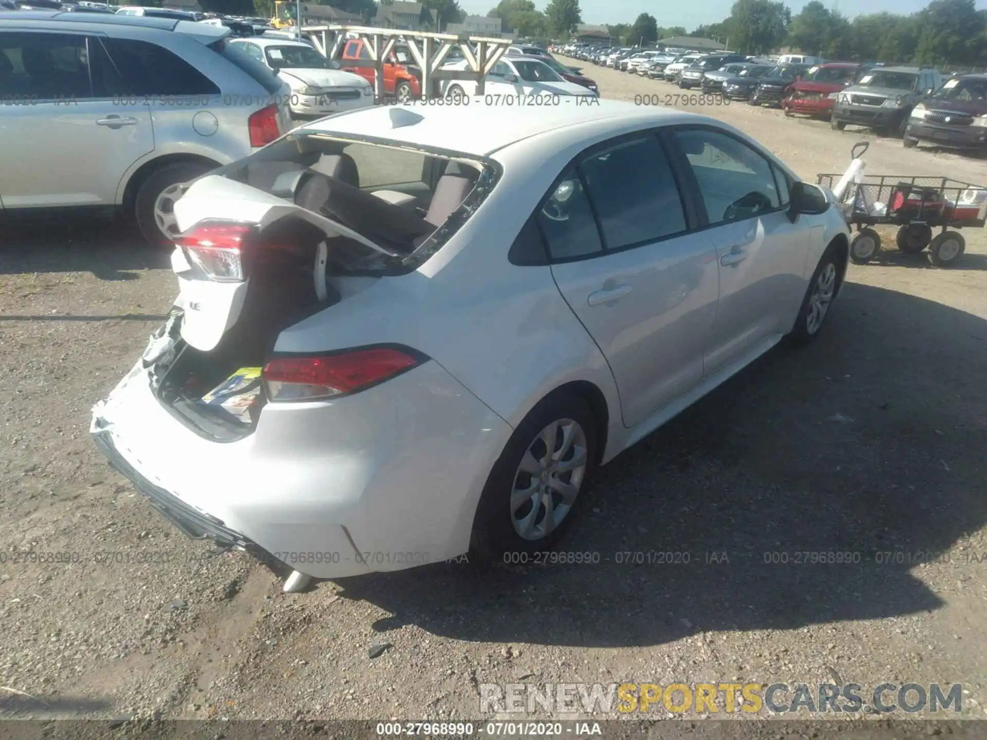 4 Photograph of a damaged car 5YFEPRAE3LP074569 TOYOTA COROLLA 2020