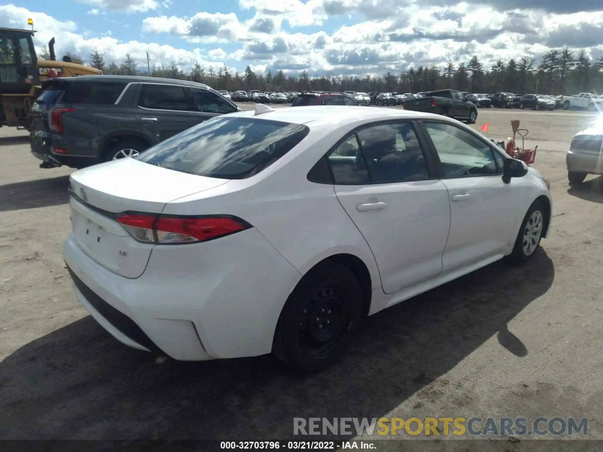 4 Photograph of a damaged car 5YFEPRAE3LP074832 TOYOTA COROLLA 2020