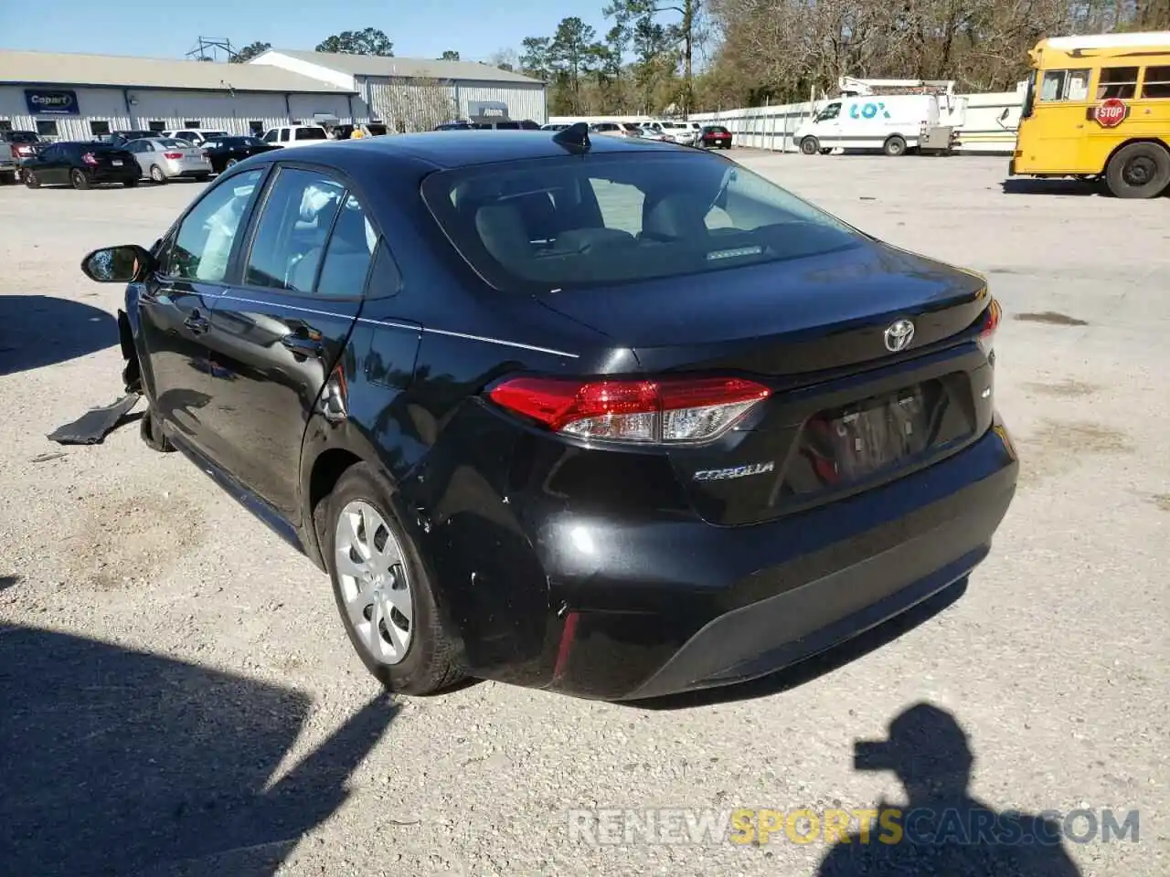 3 Photograph of a damaged car 5YFEPRAE3LP076032 TOYOTA COROLLA 2020