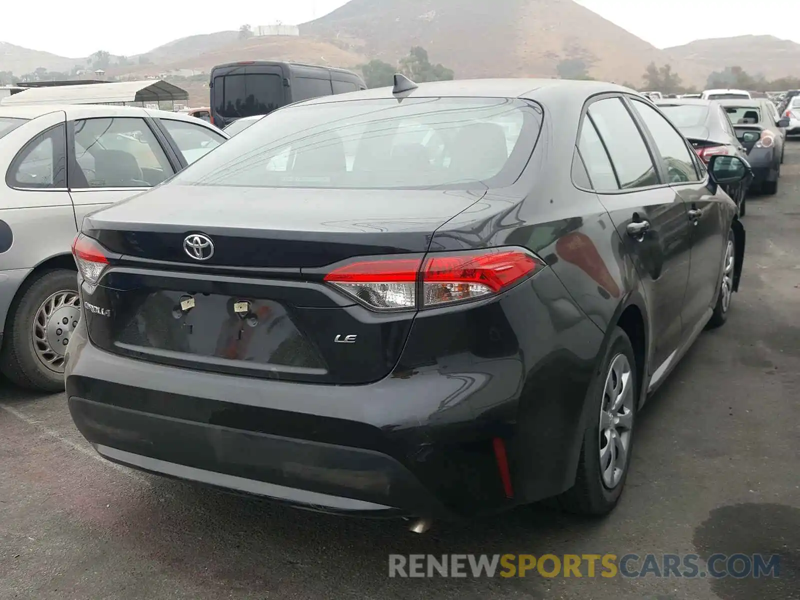 4 Photograph of a damaged car 5YFEPRAE3LP077049 TOYOTA COROLLA 2020