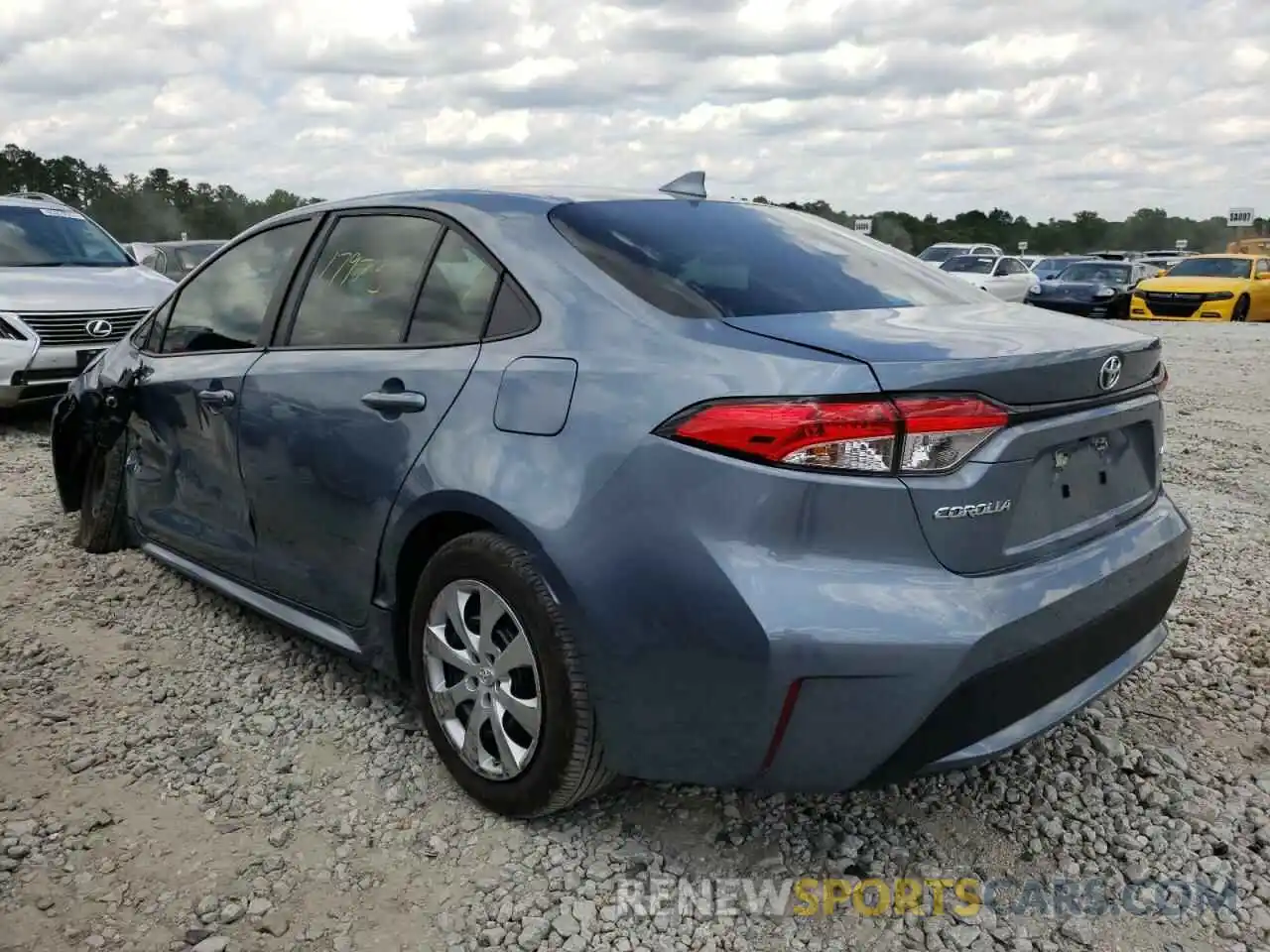 3 Photograph of a damaged car 5YFEPRAE3LP078394 TOYOTA COROLLA 2020