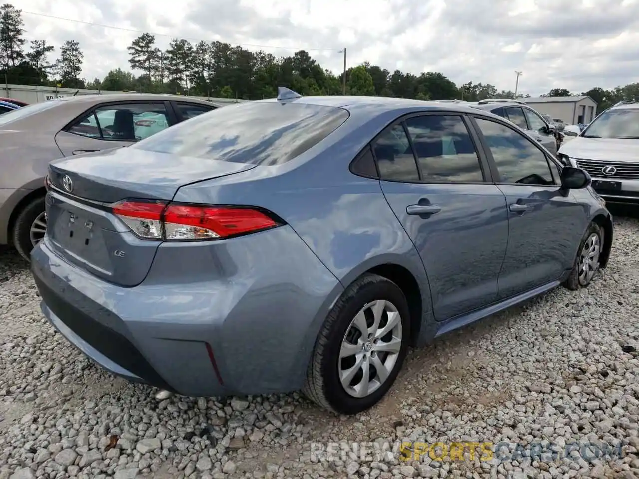 4 Photograph of a damaged car 5YFEPRAE3LP078394 TOYOTA COROLLA 2020