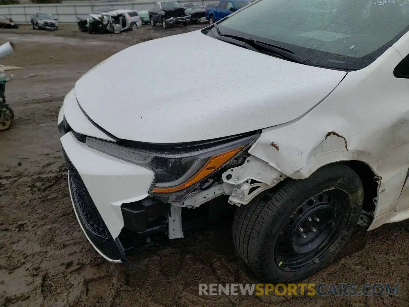 9 Photograph of a damaged car 5YFEPRAE3LP078797 TOYOTA COROLLA 2020