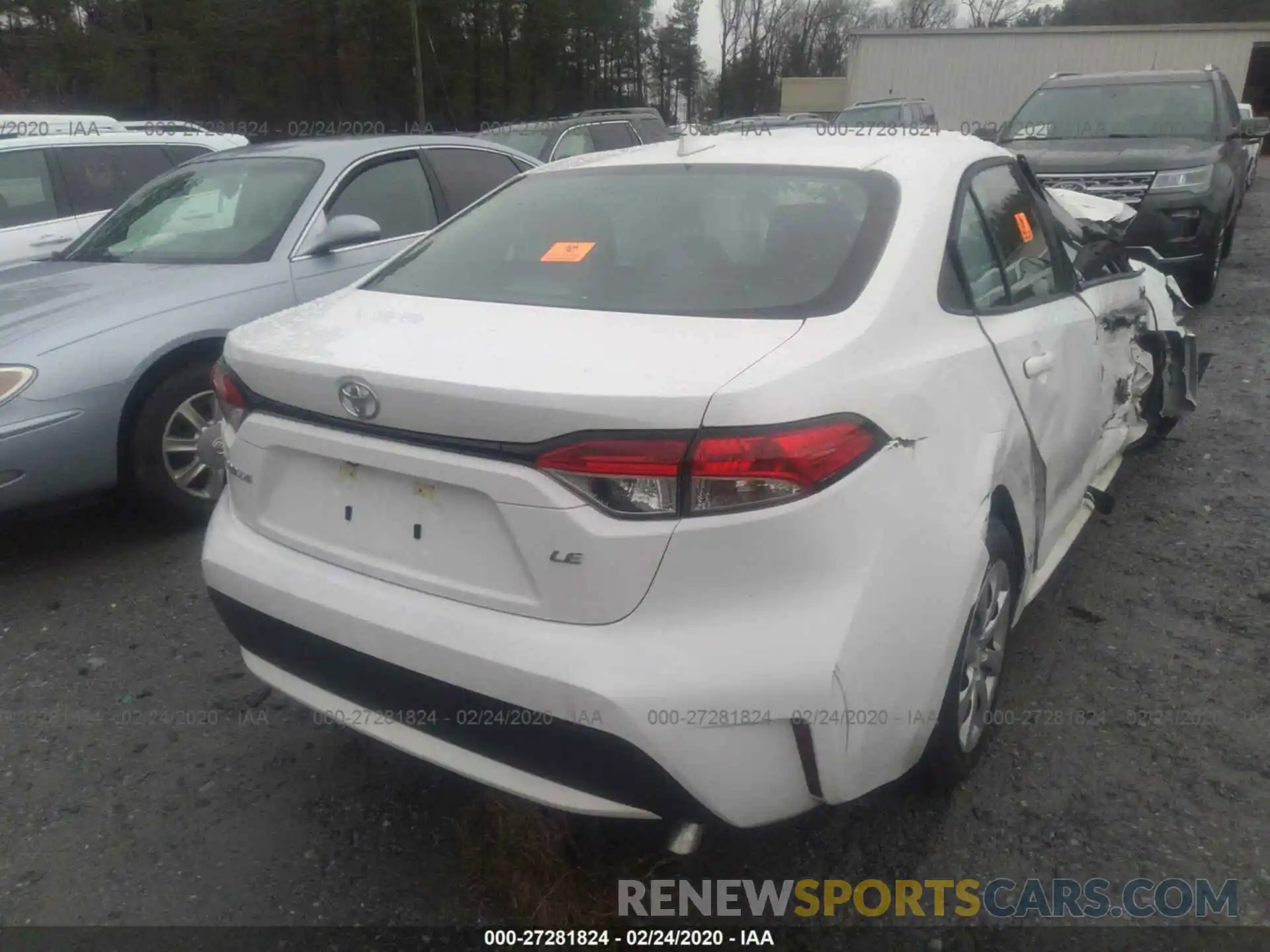 4 Photograph of a damaged car 5YFEPRAE3LP080324 TOYOTA COROLLA 2020