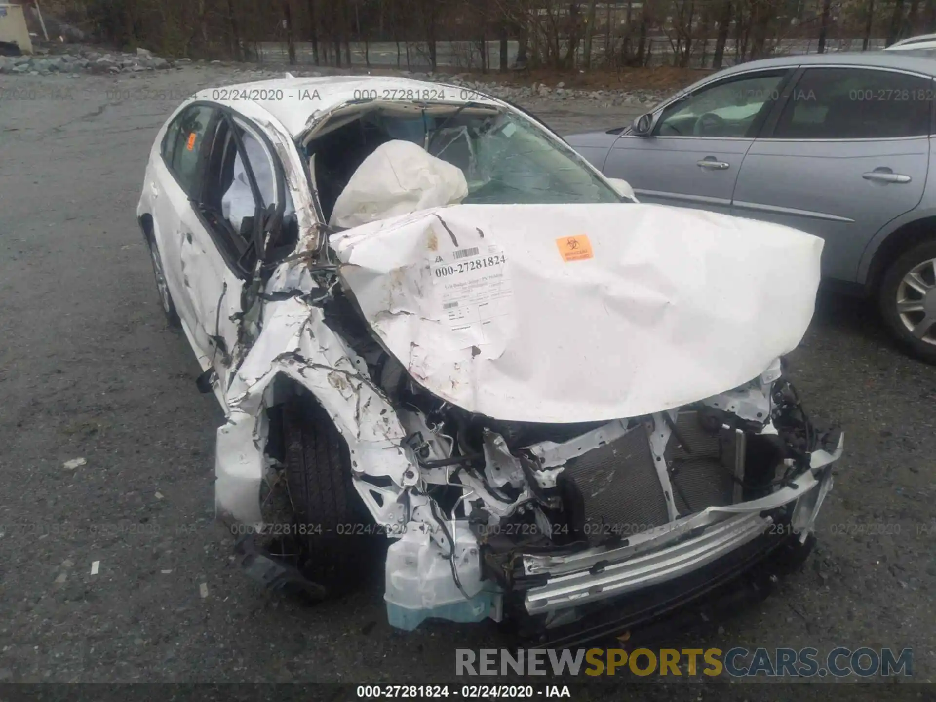 6 Photograph of a damaged car 5YFEPRAE3LP080324 TOYOTA COROLLA 2020