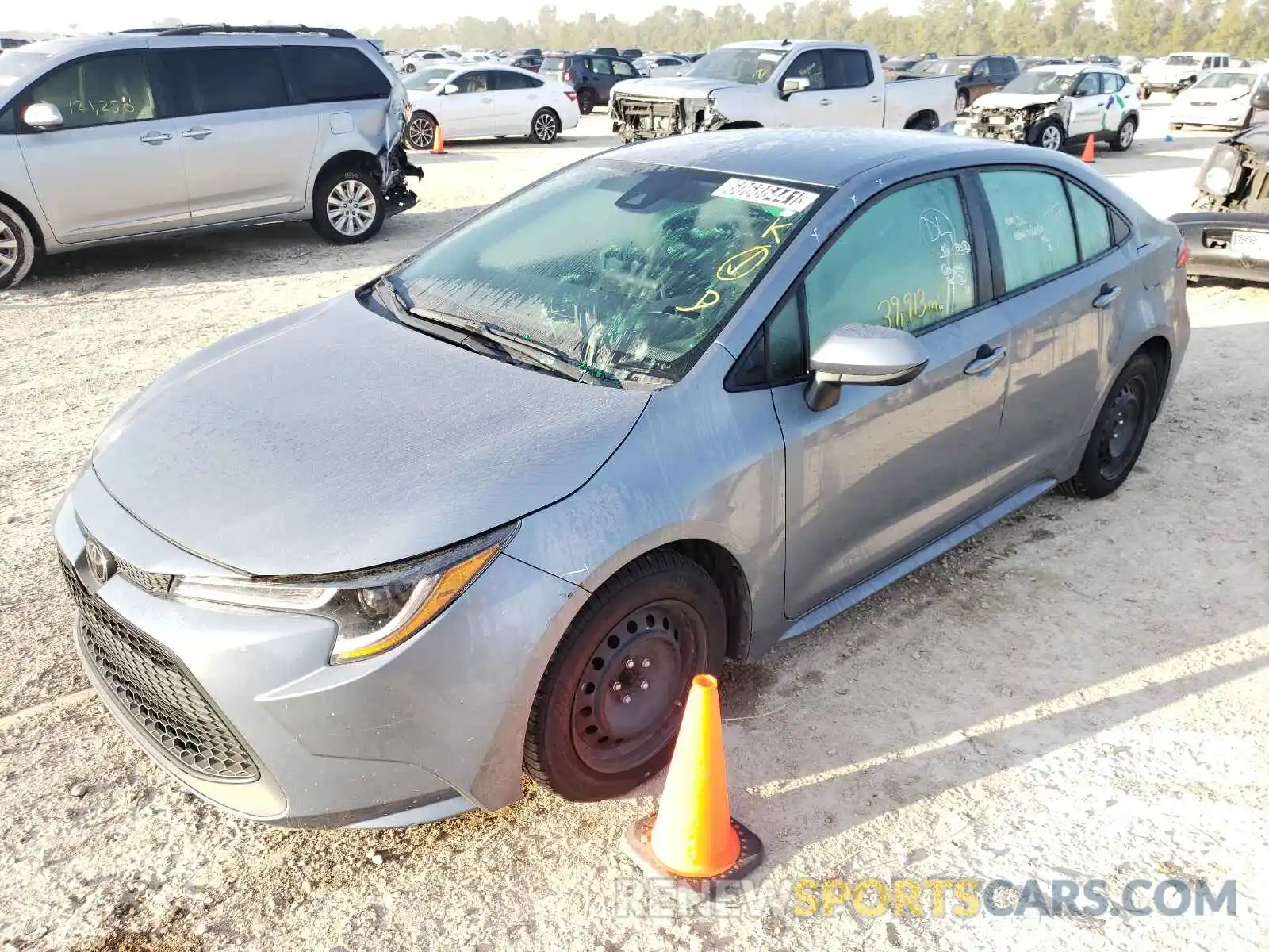 2 Photograph of a damaged car 5YFEPRAE3LP080338 TOYOTA COROLLA 2020