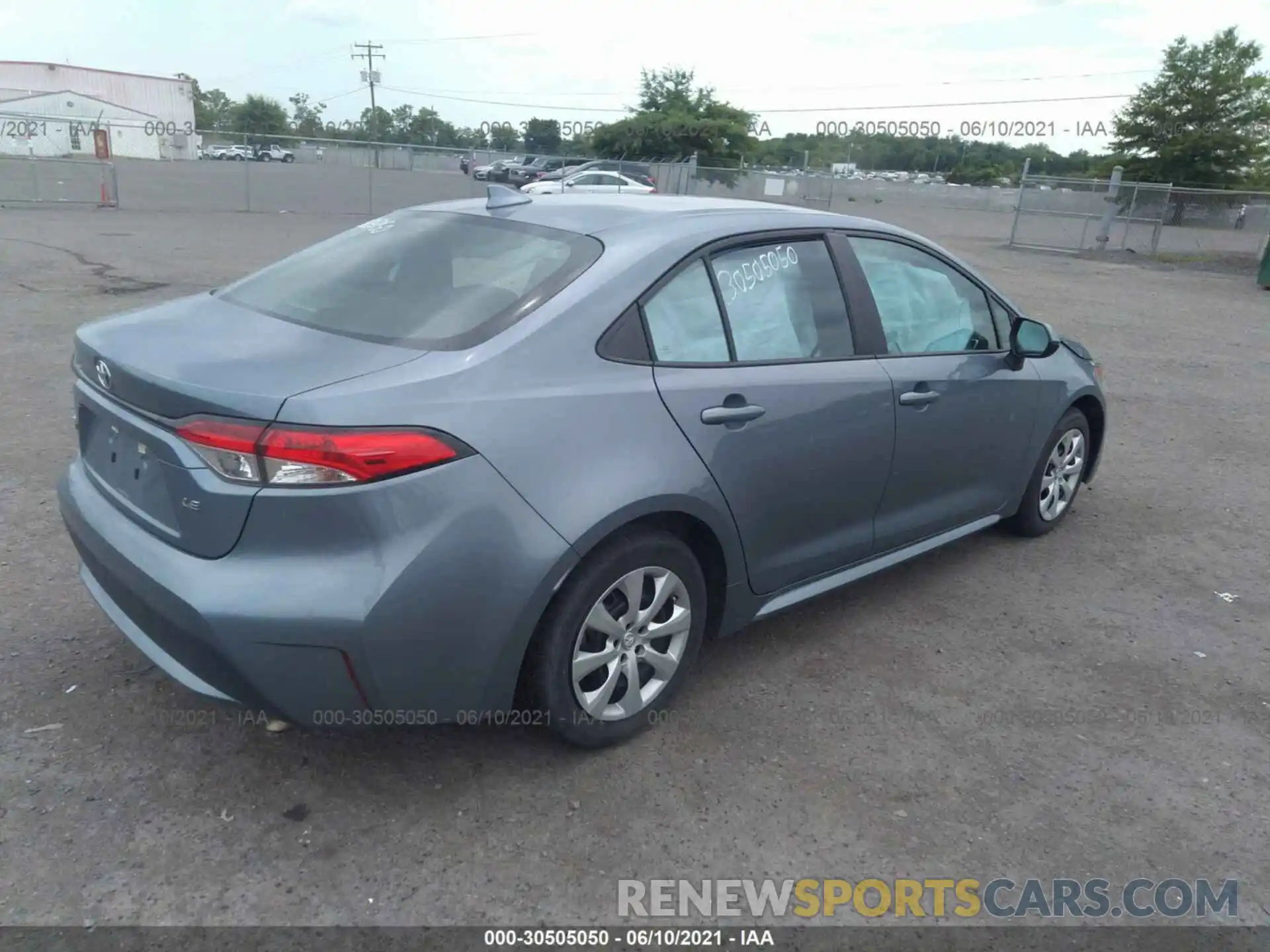 4 Photograph of a damaged car 5YFEPRAE3LP080873 TOYOTA COROLLA 2020