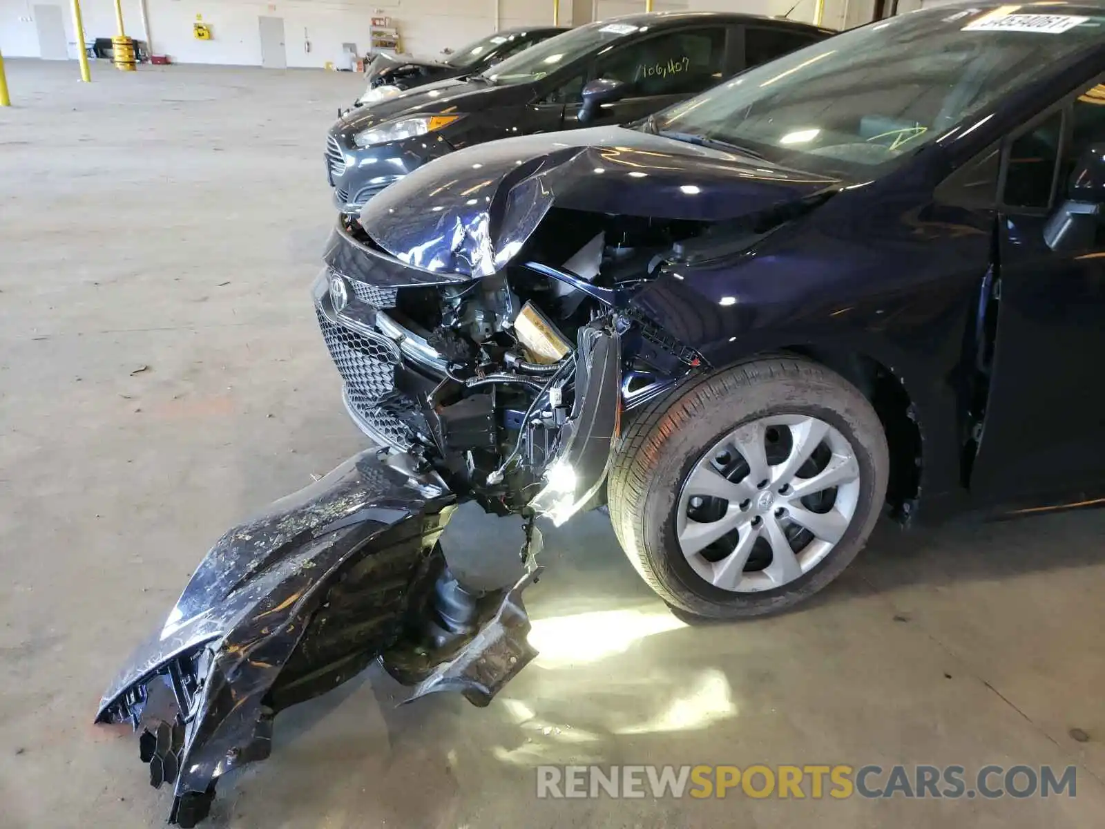 9 Photograph of a damaged car 5YFEPRAE3LP081120 TOYOTA COROLLA 2020