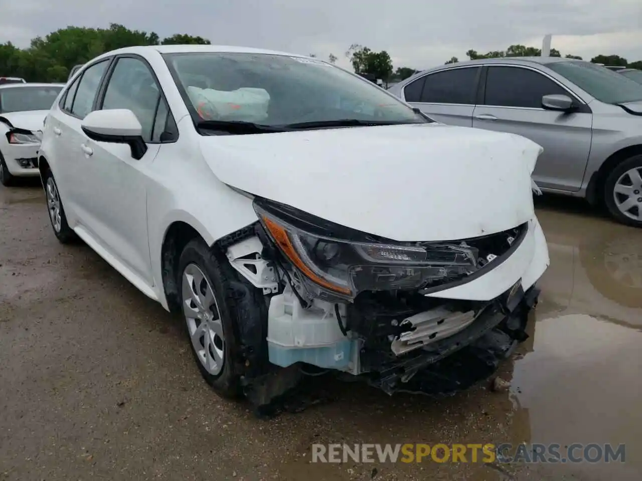 1 Photograph of a damaged car 5YFEPRAE3LP082624 TOYOTA COROLLA 2020