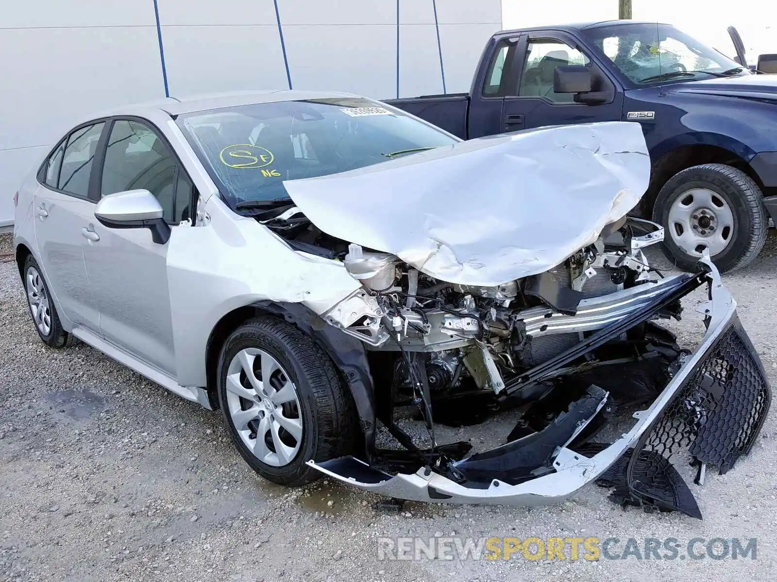 1 Photograph of a damaged car 5YFEPRAE3LP083451 TOYOTA COROLLA 2020